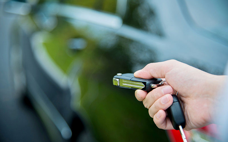 Dealing with a Car Break-In? Here's What to Do | SafeWise
