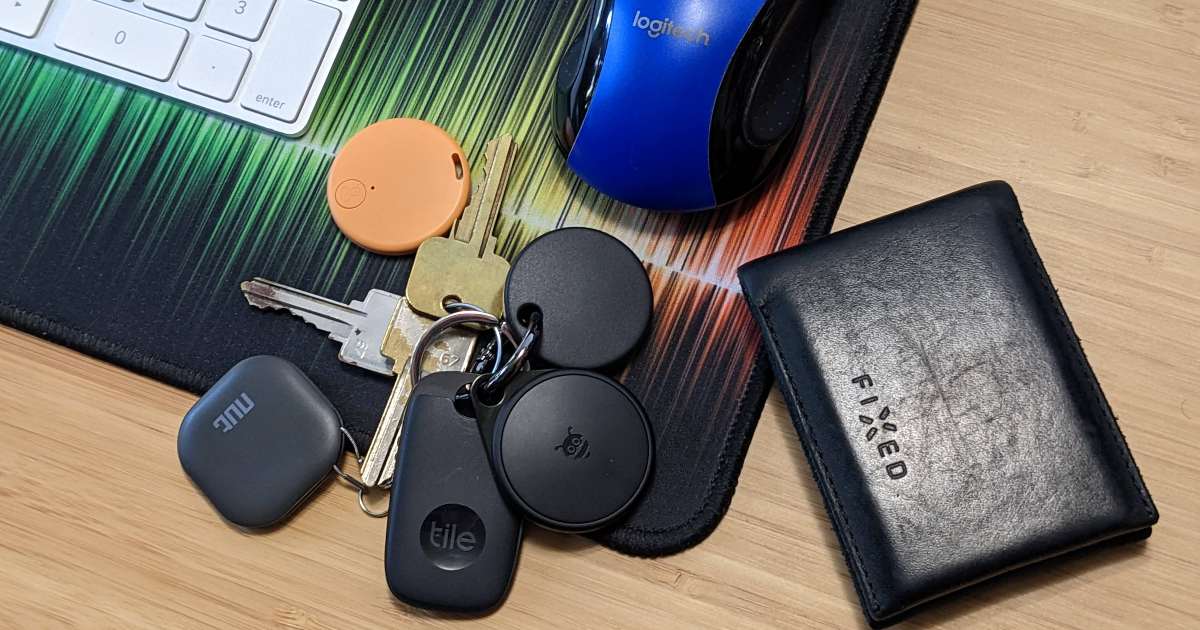 Key Finder, Bluetooth Luggage Tracker tag Locator Works with Apple Find  My,Smart Tracker for Suitcase, Replaceable Battery Smart tag Item Finder.