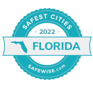 Badge acknowledging the safest cities in Florida for 2022