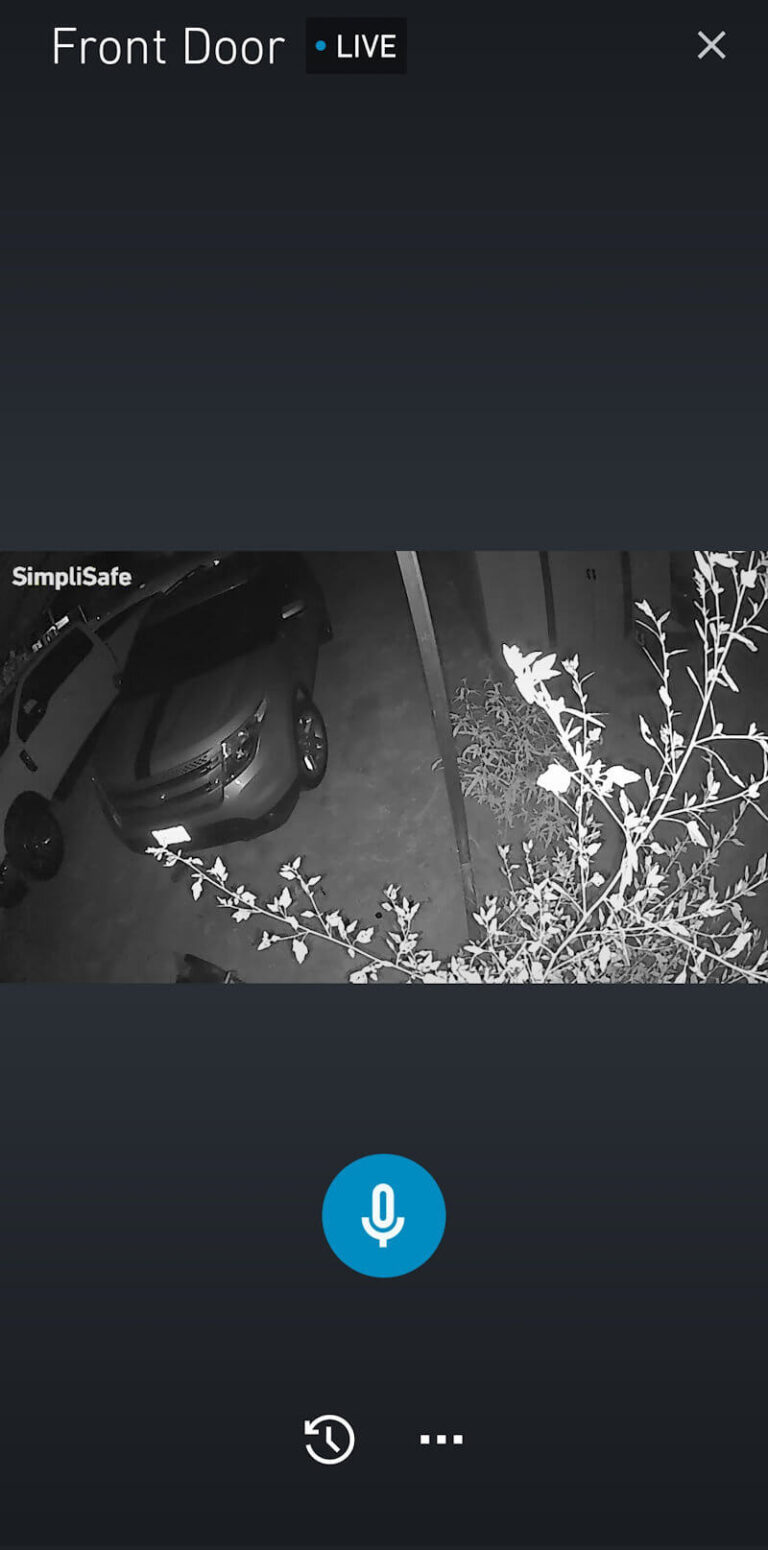 SimpliSafe Outdoor Camera has clear black and white footage during the night.
