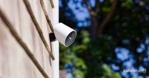 simplisafe camera mounted on outside of house