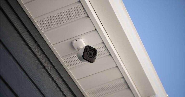 vivint outdoor camera on roof