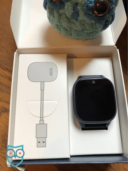 Opening the Verizon Gizmo Watch 3 box