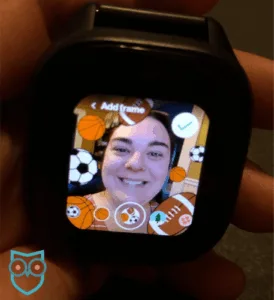 Sports-themed photo frame on Verizon Gizmo Watch 3