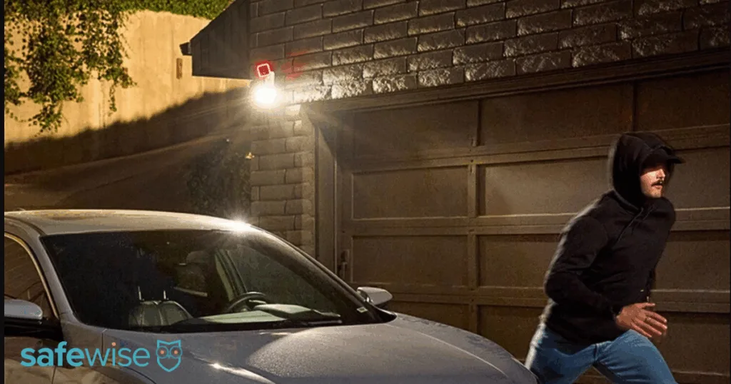 Vivint Outdoor Camera chasing off a car thief.