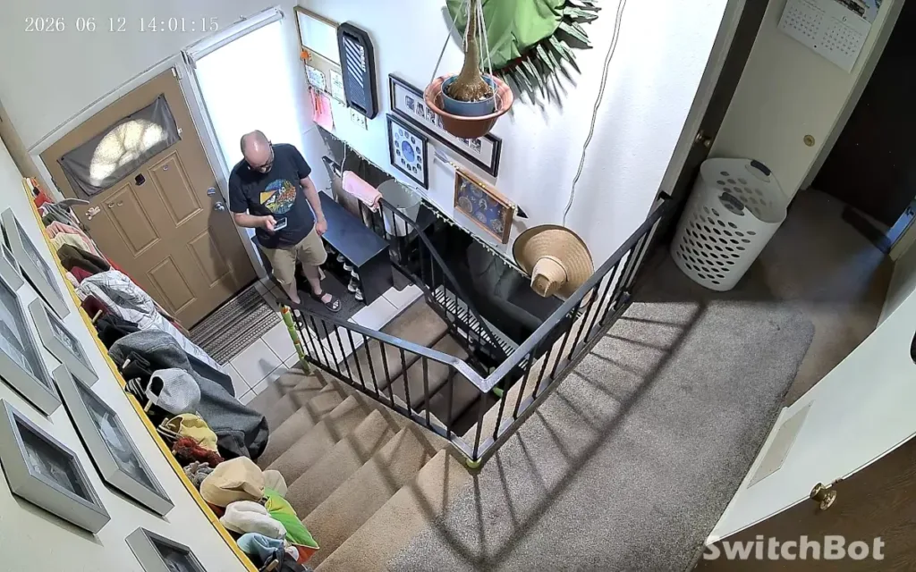 SwitchBot Pan/Tilt Cam Plus 3K bright room daytime video quality